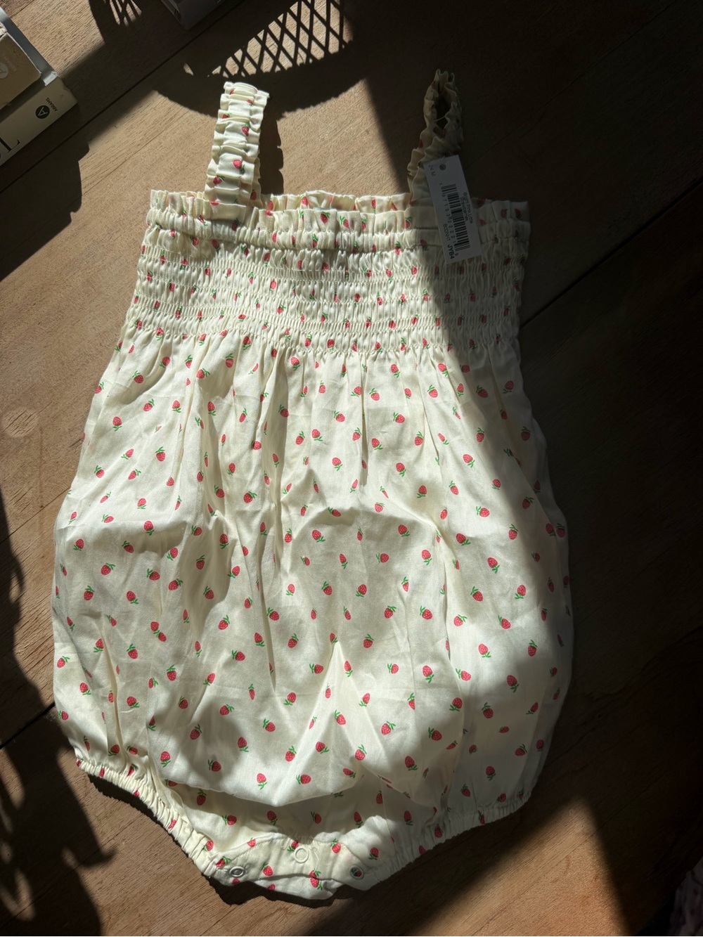 NWT 24M Sofia Grainge Cream Strawberry-Print Baby Romper with Smocking